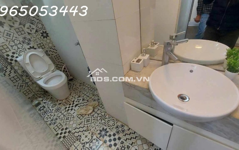 Cho thuê căn hộ 1n1wc phố Hàm Long 40m2