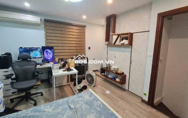 Bán Nhà Yên Lãng 31m² 5 Tầng Mặt Ngõ Ô Tô Tránh Kinh Doanh Đỉnh Cao Chỉ 5.38 Tỷ