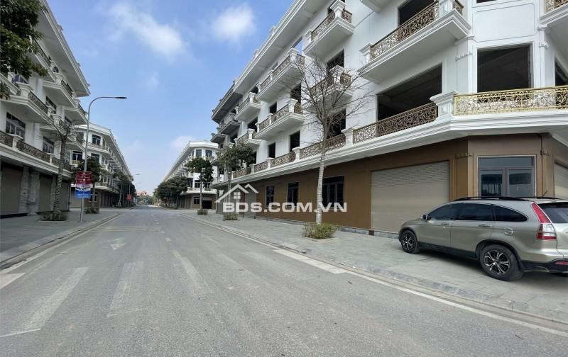 LIỀN KỀ XUÂN HƯNG, SẴN SỔ SANG TÊN NGAY. 3.25 TỶ BAO PHÍ.  LH: 0966 343 969