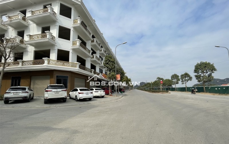 CẶP GÓC TP.THANH HÓA, SẴN SỔ SANG TÊN. KINH DOANH ĐA DẠNG. LH: 0966 343 969