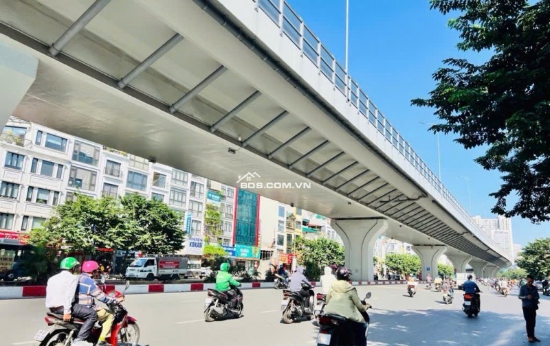 MẶT PHỐ MINH KHAI - HAI BÀ TRƯNG - VỈA HÈ ĐÁ BÓNG - KINH DOANH SẦM UẤT NGÀY ĐÊM- 2 MẶT PHỐ