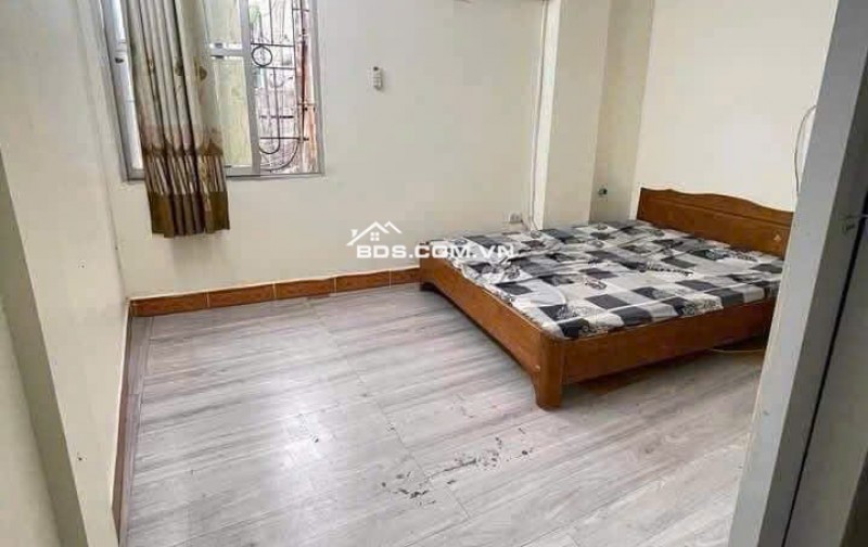 Bán nhà: Tựu Liệt, 40m2 , 3 Tầng, vị trí đẹp, ngõ nông, cách BX Nước Ngầm 1km. Nhỉnh 4 tỷ