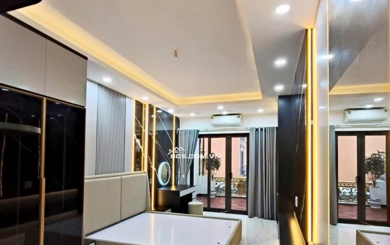 Bán nhà 78m², 5 tầng, 6PN, ngõ 8/3 Minh Khai, Hai Bà Trưng, 18 tỷ