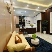 Nhà Đẹp PHỐ CỔ CẢM HỘI, Hai Bà Trưng 39/43m, 4 tầng, mt 8m, giá 8.6 tỷ