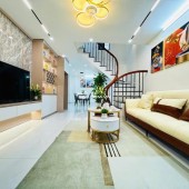 SIÊU PHẨM QUẬN BA ĐÌNH NHÀ ĐẸP Ở NGAY FULL NỘI THẤT