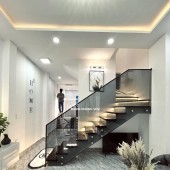 CHỈ NHỈNH 5 Tỷ- PHƯỜNG 10- TÂN BÌNH- 52m2( 4x15)- 2 TẦNG- 2 PN- TẶNG FULL NỘI THẤT.