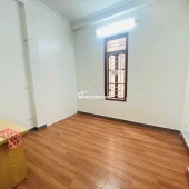 DỊCH VỌNG, CẦU GIẤY: NHANH MỚI KỊP- 8.7 TỶ CÓ 46m², 4PN, MT 7.7m