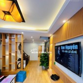 Cần bán gấp nhà riêng phố Kim Mã, Ba Đình, Hà Nội 5 tầng full nội thất giá rẻ
