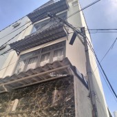 3.58 tỷ bán nhà 3 tầng ngay chợ Gò Vấp Nguyễn Thái Sơn- DTSD 60m2- 2PN 3WC