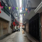 HÀNG HIẾM! NHÀ PHÂN LÔ Ô TÔ, NGÕ THẲNG RA PHỐ NGUYỄN CHÍ THANH