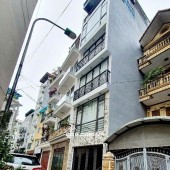 ĐẸP THẬT, TRUNG TÂM GIA THỤY, Ô TÔ TRÁNH ĐỖ BẠT NGÀN, 50M MP NGUYỄN VĂN CỪ, THANG MÁY, DÂN XÂY, MỚI 99%, NỘI NGOẠI THẤT XỊN NHẬP KHẨU ĐẮT TIỀN, CHÍNH