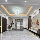 NHÀ ĐẸP - KHƯƠNG ĐÌNH - 6 TẦNG THANG MÁY - DT 45M - MT 5,2M - GIÁ 9,9 TỶ