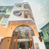 6.28 tỷ bán nhà  mới khu VIP Nguyễn Cửu Vân giáp Q1- 5 tầng- 40m2-ngang 4.6m- 4PN 6WC full NT