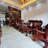 Cần Bán Nhà Tân Cổ Điển 1 Trệt 3 Lầu Tại Đường NB3, Phường Phú Tân, TP Thủ Dầu Một, Bình Dương