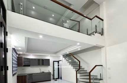 BÁN NHÀ 2.19 TỶ 3.5 TẦNG 41M2 CHỈ SAU NHÀ MẶT ĐƯỜNG HOÀNG VĂN THỤ