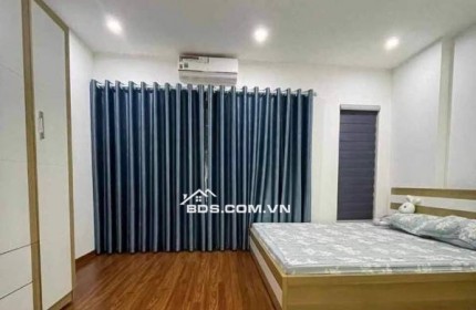 Nhà hiện đại hộ gia đình thang máy Xuân Đỉnh 40m2 giá 5,5tr/th