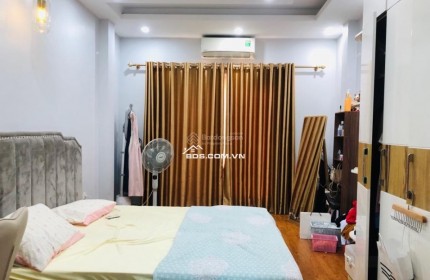 Bán nhà :  Bằng B, Hoàng Liệt, Hoàng Mai,33m², 5 tầng, 4PN: Hơn 5 tỷ