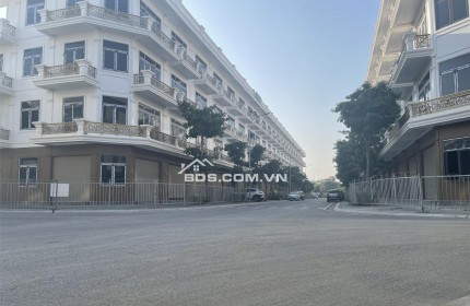 CẶP GÓC TP.THANH HÓA, SẴN SỔ SANG TÊN. KINH DOANH ĐA DẠNG. LH: 0966 343 969
