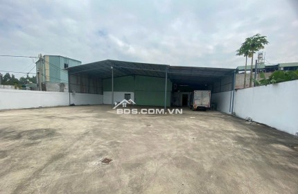 Cho thuê 1.200m² kho xưởng tại TX 52, P. Thạnh Xuân, Q.12. Giá 50 Triệu