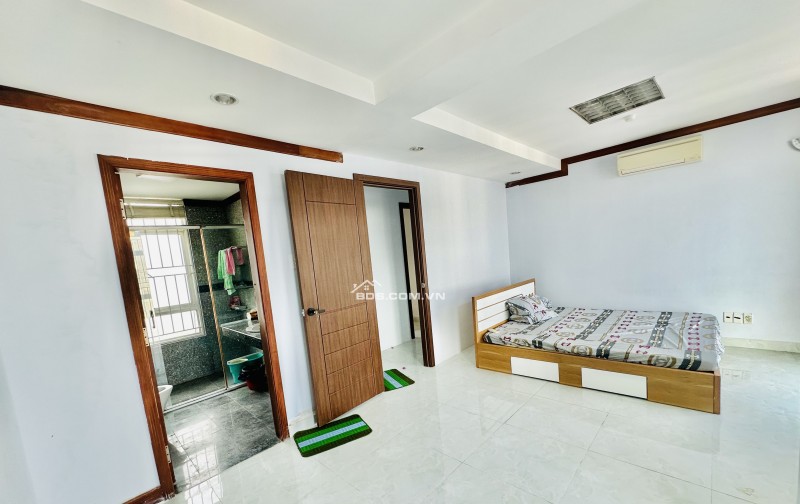 CHO THUÊ PENTHOUSE Ở NEW SAIGON RỘNG 300M²