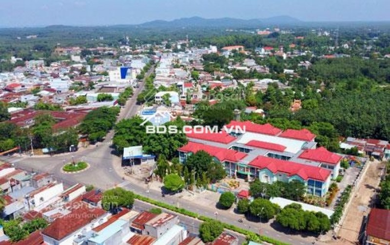 TÔI CHỦ BÁN 4s (20x40=819m2) góc 2MT, view sông sài gòn , trung tâm Thị Trấn,sát chợ GIÁ 550tr/sổ