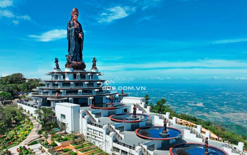 TÔI CHỦ BÁN 4s (20x40=819m2) góc 2MT, view sông sài gòn , trung tâm Thị Trấn,sát chợ GIÁ 550tr/sổ