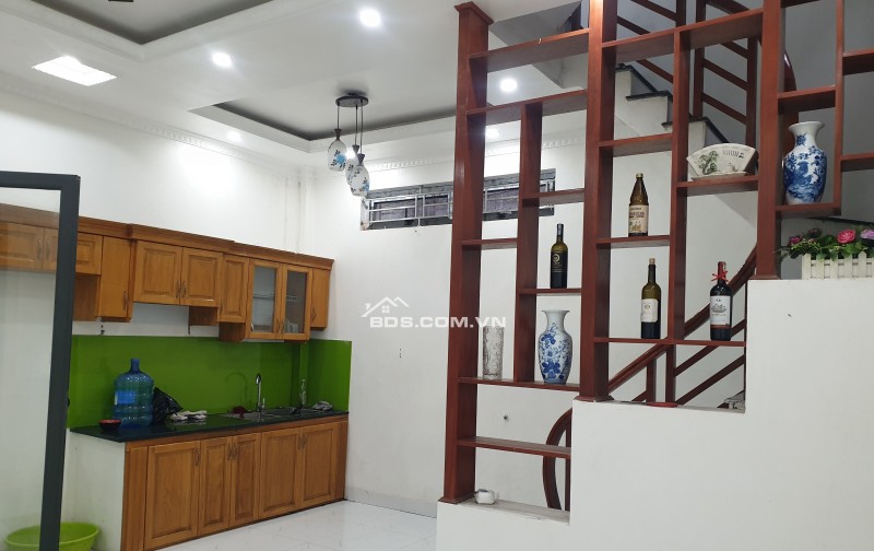 BÁN NHÀ ĐẸP 2.5 TỶ 4 TẦNG 45M2 ĐÚNG 10M RA LUÔN ĐƯỜNG NGUYỄN DU