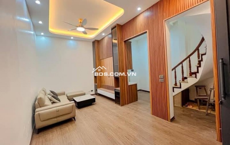 Nhà Đẹp Ở Luôn Kim Ngưu, Hai Bà Trưng 37m, 4 tầng, mt 4m, giá 6.85 tỷ