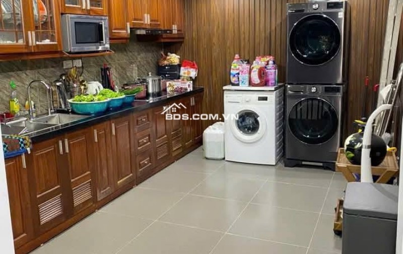 Nhà Đẹp Gần Đường Ô Tô Hồng Mai Hai Bà Trưng 40m 5 tầng mt 33m giá 123 tỷ