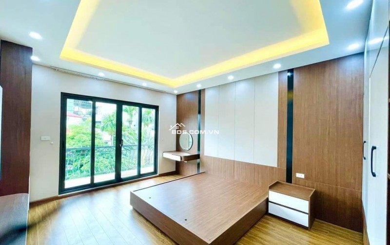 CẦN BÁN GẤP NHÀ QUAN NHÂN THANH XUÂN,32Mx5T,THANG MÁY,NGÕ THÔNG THẲNG,GẦN PHỐ,NHÀ ĐẸP.