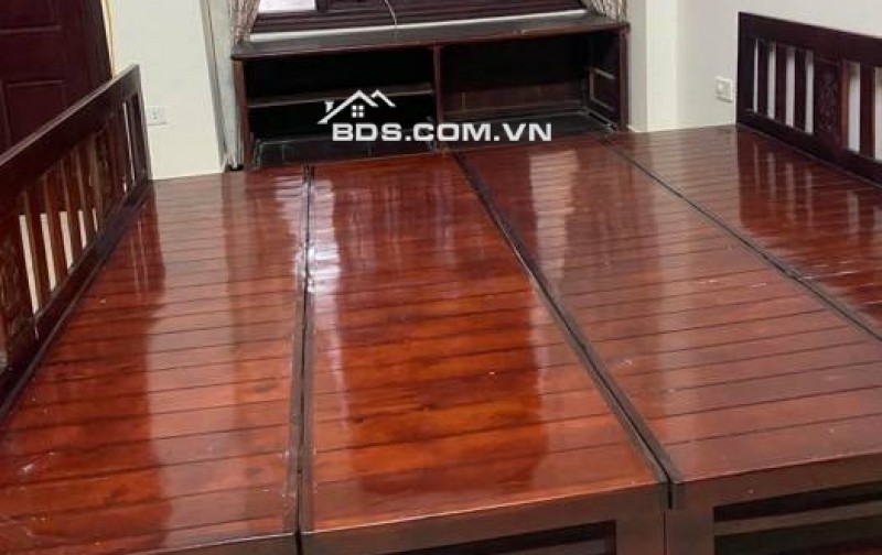 Nhà khu Định Công 46m2 5 tầng mặt tiền 3,5m giá hơn 6 tỷ.