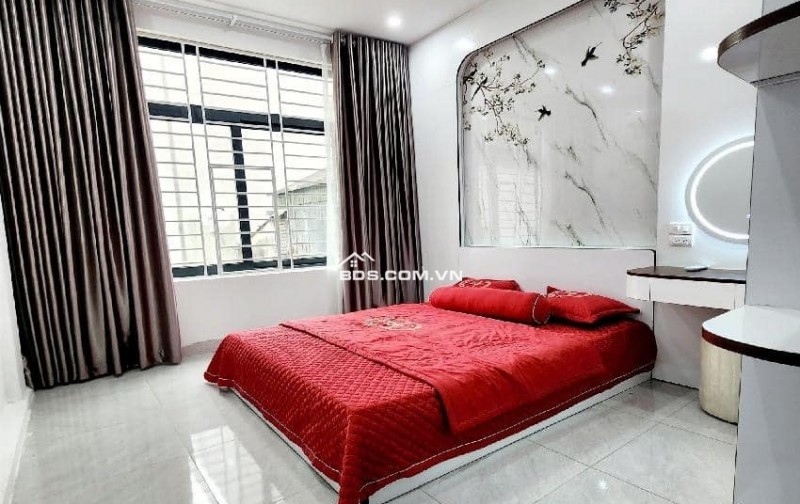 Siêu Hiếm – Mặt Ngõ ô tô tránh Ngụy Như Kon Tum, 50m2, thang máy chờ, Kinh doanh tốt chỉ 12 Tỷ