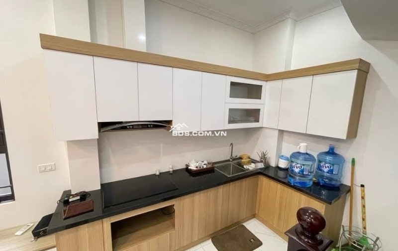 NHÀ THƯỢNG THANH - 5 TẦNG - THANG MÁY - GIÁ HƠN 6 TỶ