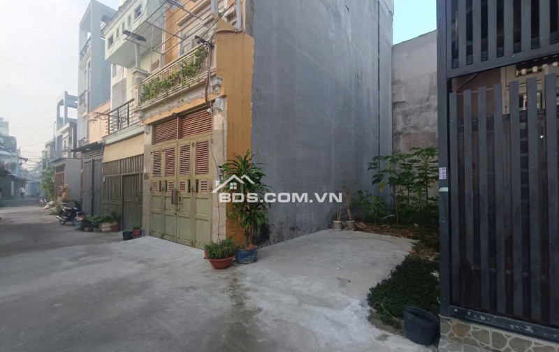 Bán đất đẹp lô góc 2 mặt hẻm xe hơi thông Quận 12, 10x17m, giá chỉ nhỉnh 5Tỷ
