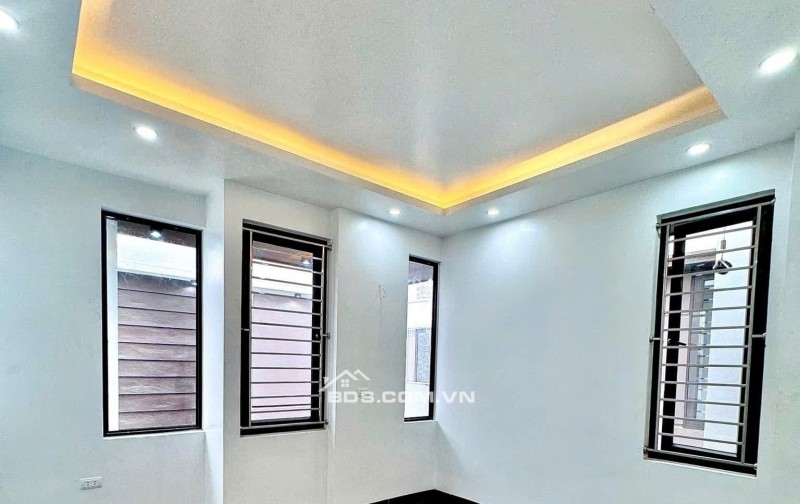 BÁN NHÀ SIÊU ĐẸP 2.59 TỶ 3 TẦNG 50M2 NGÕ RỘNG ĐƯỜNG TRƯỜNG CHINH