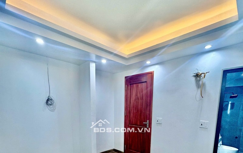 BÁN NHÀ 6.1 TỶ 6 TẦNG THANG MÁY 60M2 NGÕ Ô TÔ LÊ HỒNG PHONG