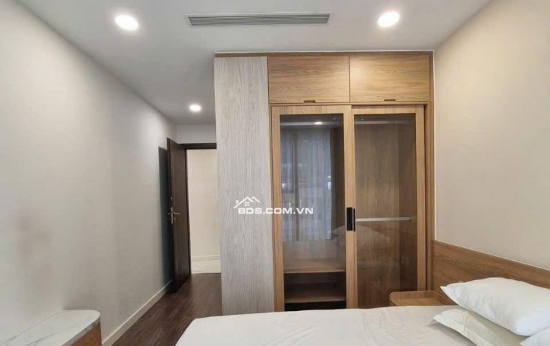 CCCC Republic Plaza, 18E Cộng Hoà, p4, TB, 55m2, 1PN, 13tr5/tháng.