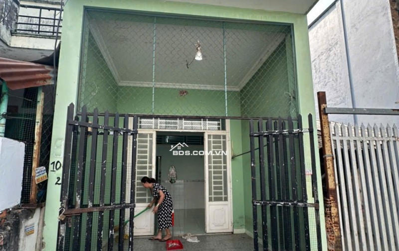 31. nhà 6 triệu 3 phòng ngủ gần chợ An Hoà