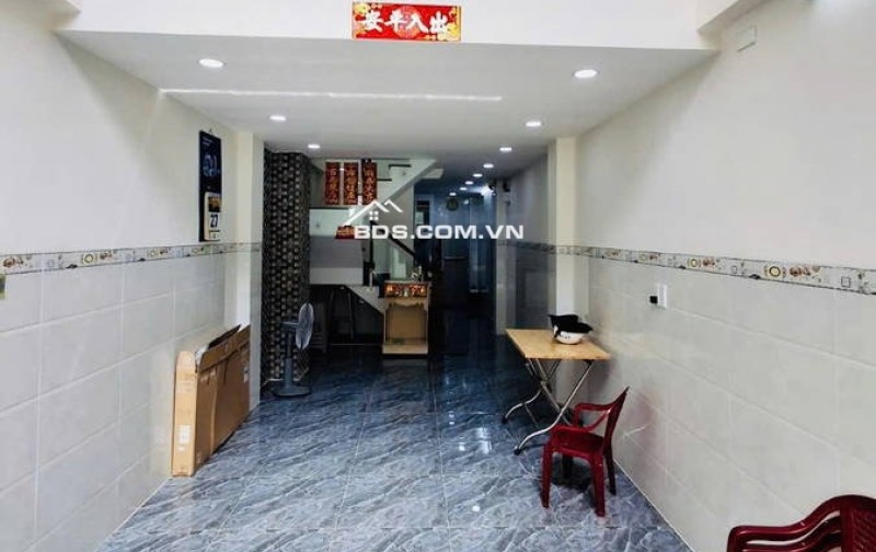 Bán nhà 5 tầng ngay trung tâm quận 5 - 40M² - Hẻm xe hơi