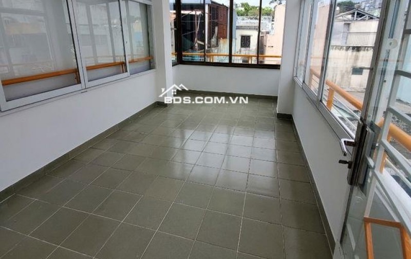 BÁN NHÀ VỊ TRÍ VÀNG VĨNH VIỄN, Q.10 - 5.8 TỶ - 4 TẦNG, 5 PN, 3 WC, 31M²