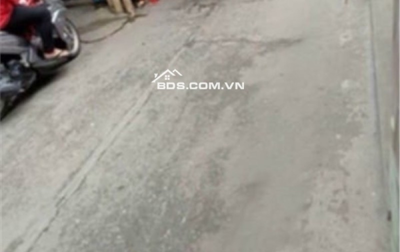 NHÀ BÁN Q7 - TRẦN XUÂN SOẠN - 4,2 X 10,5- NHỈNH 5 TỶ ( TL)