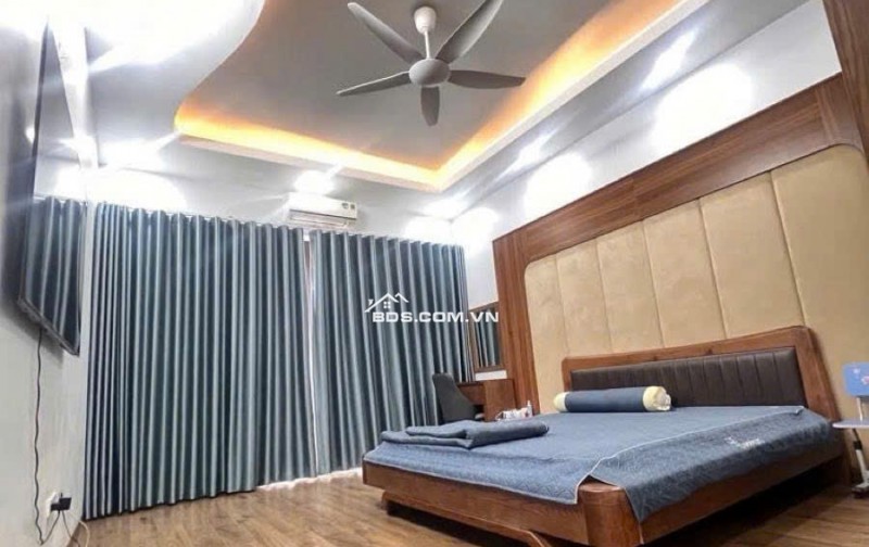 Nhỉnh 200trm2 Bán nhà phố Kim Mã Ba Đình 60m25TMT42m vị trí đắc địa các phố Kim Mã chỉ 5m