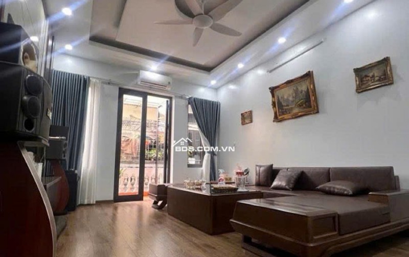 Nhỉnh 200trm2 Bán nhà phố Kim Mã Ba Đình 60m25TMT42m vị trí đắc địa các phố Kim Mã chỉ 5m