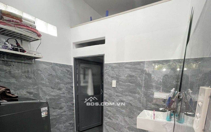 270m2 Hẻm 160 Nguyễn Văn Qùy Q7, xe 16 chỗ vào tận nhà, 2 tầng mới đẹp, giá 15,1 tỷ