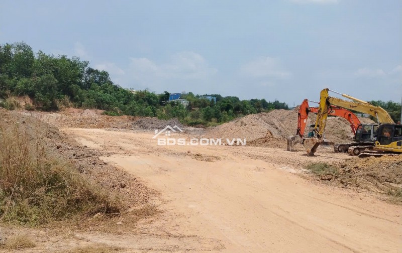 CHO THUÊ NHÀ XƯỞNG 7.600M SẢN XUẤT TẠI TÂN UYÊN BÌNH DƯƠNG