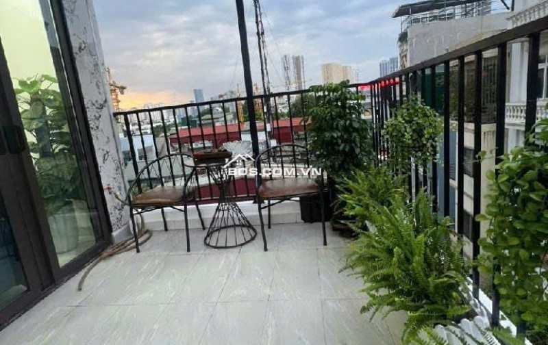 Nguyễn Văn Lộc Mỗ Lao, 5 tầng thang máy, Lô góc kinh doanh, nội thất xịn. giá 11 tỷ 9
