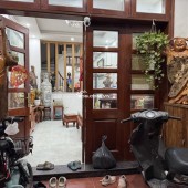 Bồ Đề - Long Biên - 50m2 - 9,9 tỷ - Dân xây - Ô tô - 3 thoáng