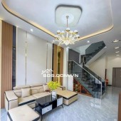 BÁN NHÀ 5 TẦNG 6 PHÒNG NGỦ GIÁ 8 TỶ  VỊ TRÍ VÀNG LONG THỚI NHÀ BÈ TPHCM