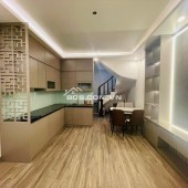 BÁN NHÀ ĐÌNH THÔN – 5 TẦNG, GẦN PHỐ – 6.05 TỶ/30m2