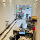 Bán nhà phân lô bàn cờ oto tránh phố Huỳnh Thúc Kháng 43m2, 7 tầng kinh doanh